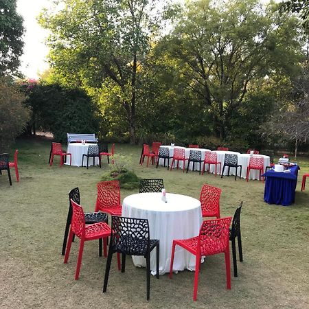 Baaz Jungle Resort Khawasa Exterior photo