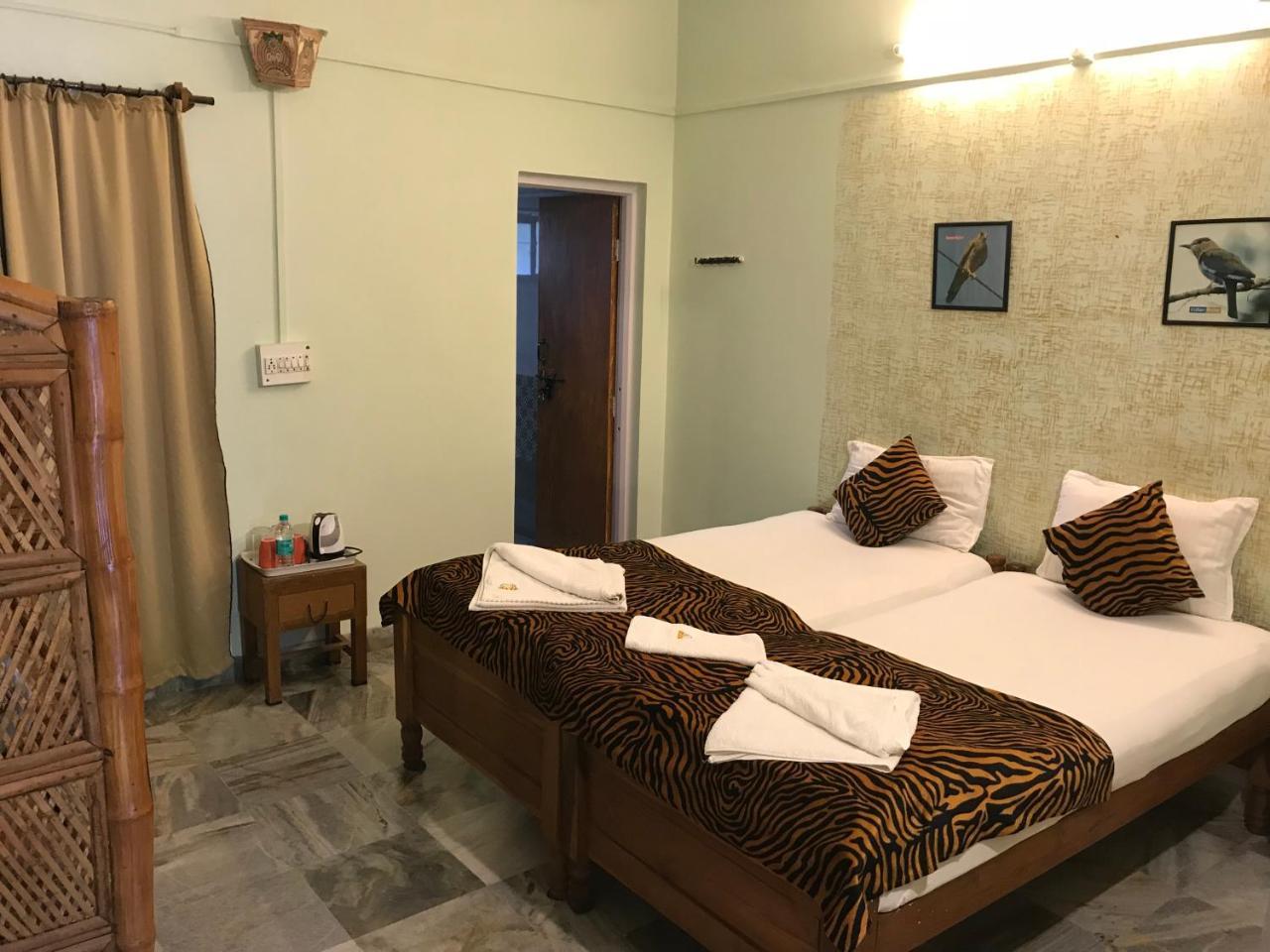 Baaz Jungle Resort Khawasa Exterior photo