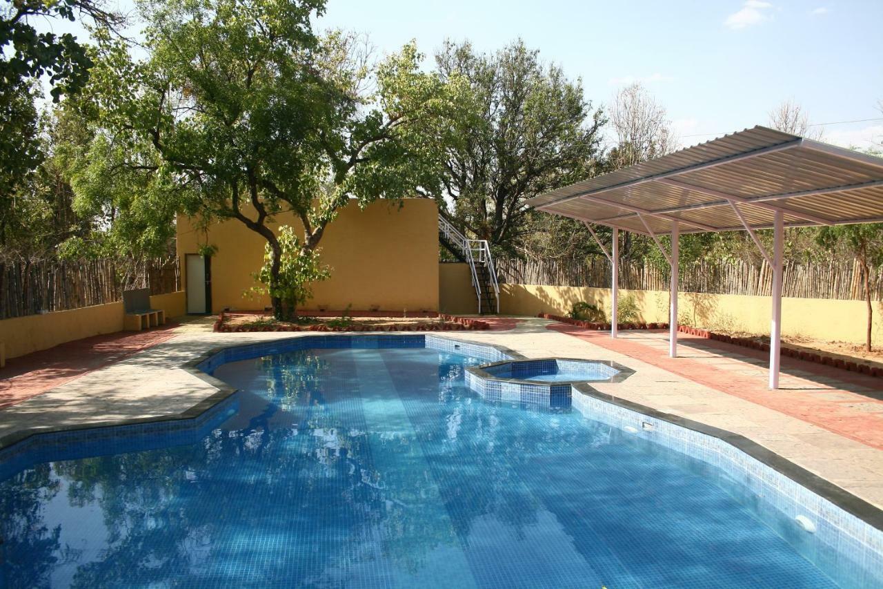 Baaz Jungle Resort Khawasa Exterior photo